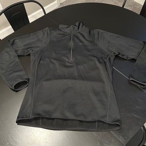 Patagonia Black Long Sleeve Fleece - Perfect for Winter!!!